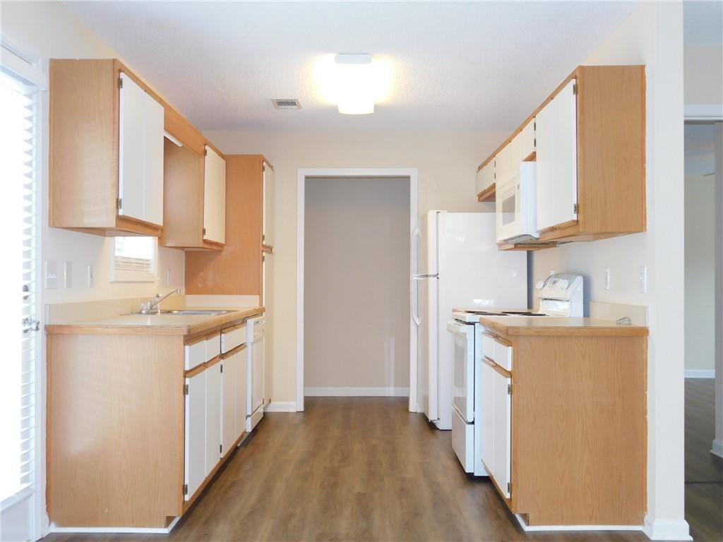 385 Mountain View Trail