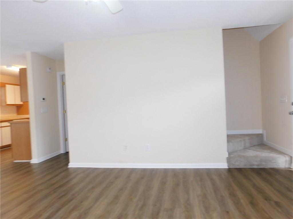 385 Mountain View Trail