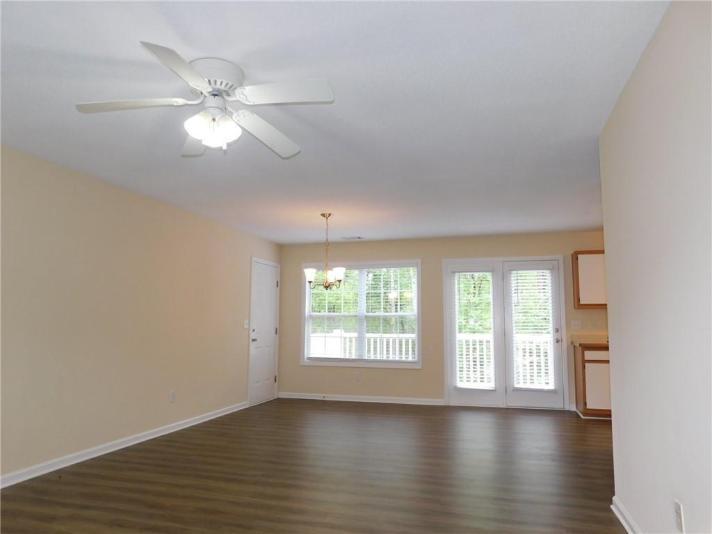385 Mountain View Trail