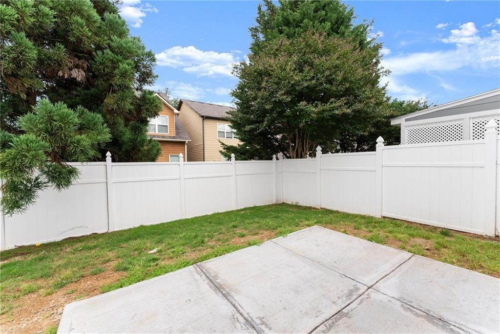 124 Oakmont Drive