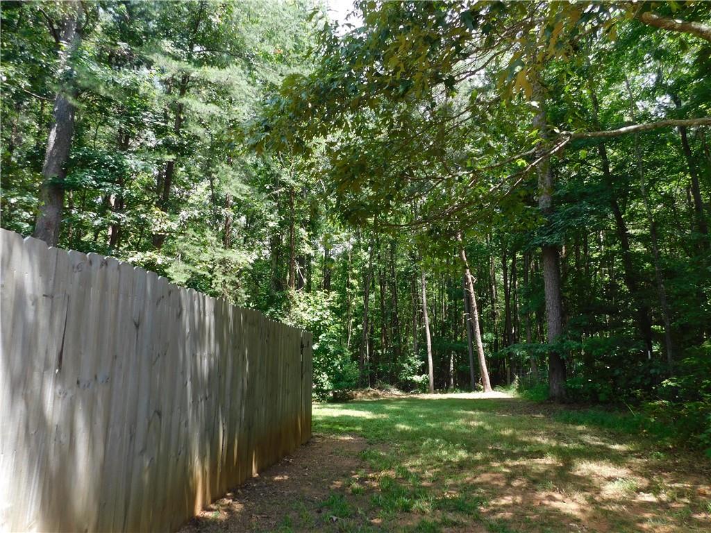 576 Greenwood Park Way