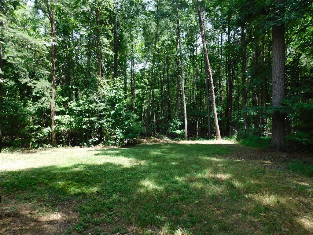 576 Greenwood Park Way