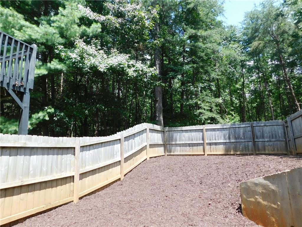 576 Greenwood Park Way