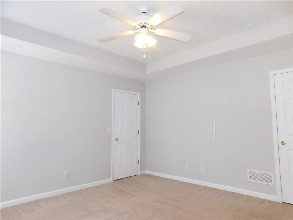 576 Greenwood Park Way