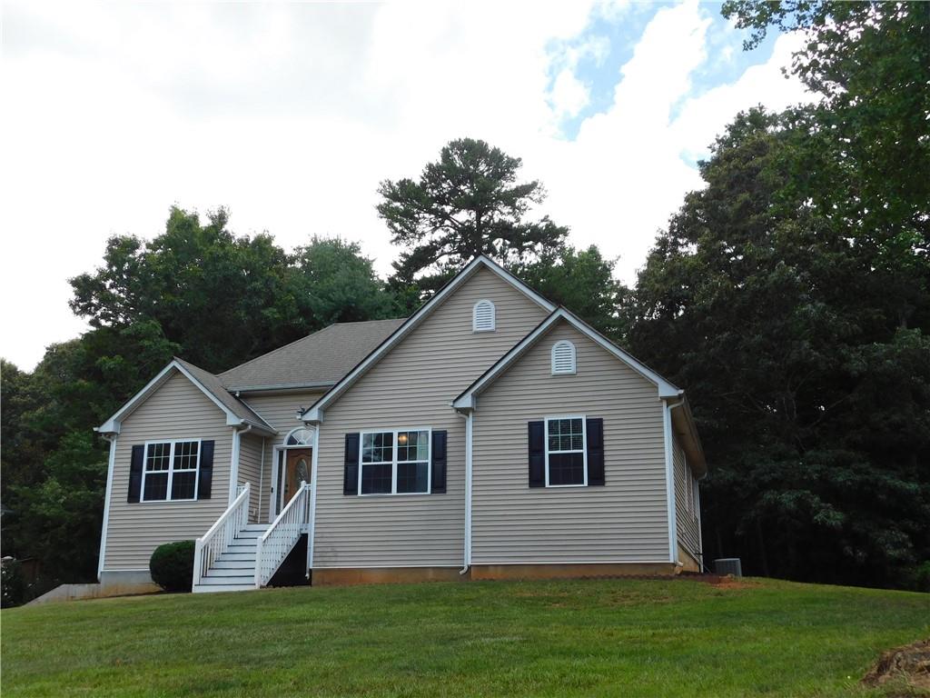 576 Greenwood Park Way