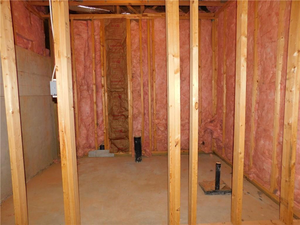 576 Greenwood Park Way