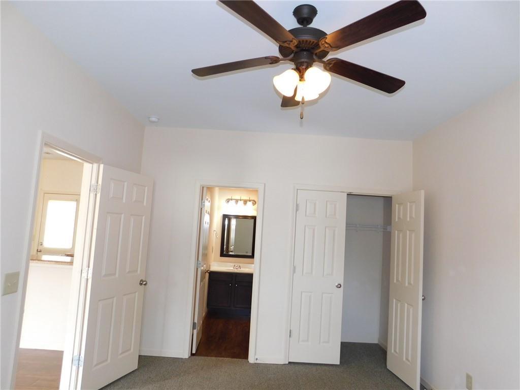 40 B Lora Lane