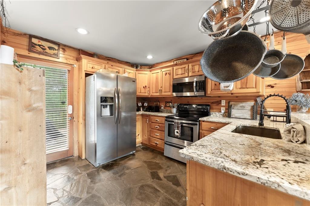 499 Pine Trail