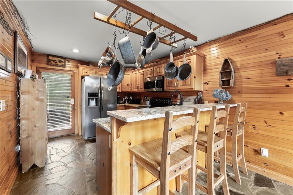 499 Pine Trail
