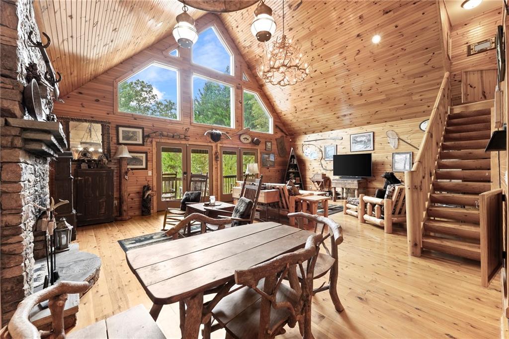 499 Pine Trail