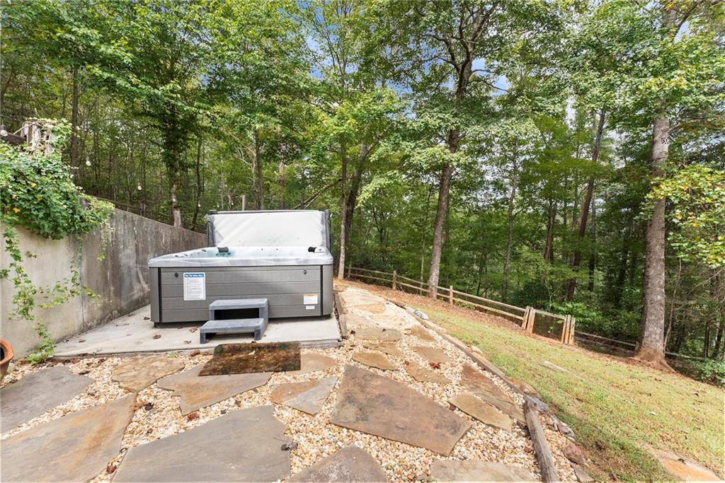 499 Pine Trail