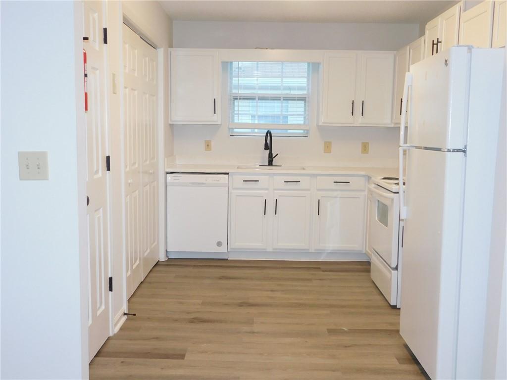 94 F Rock Garden Place