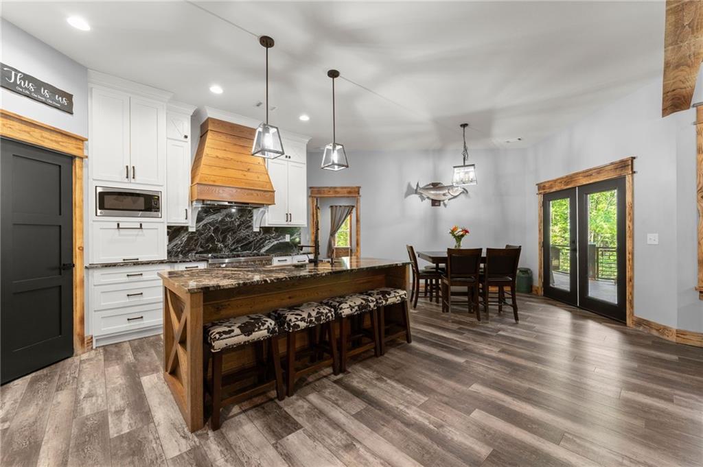 650 Old Steele Hollow