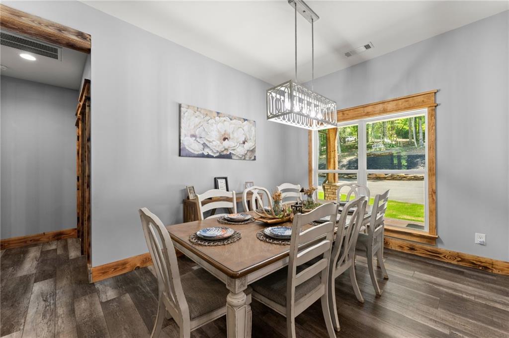 650 Old Steele Hollow