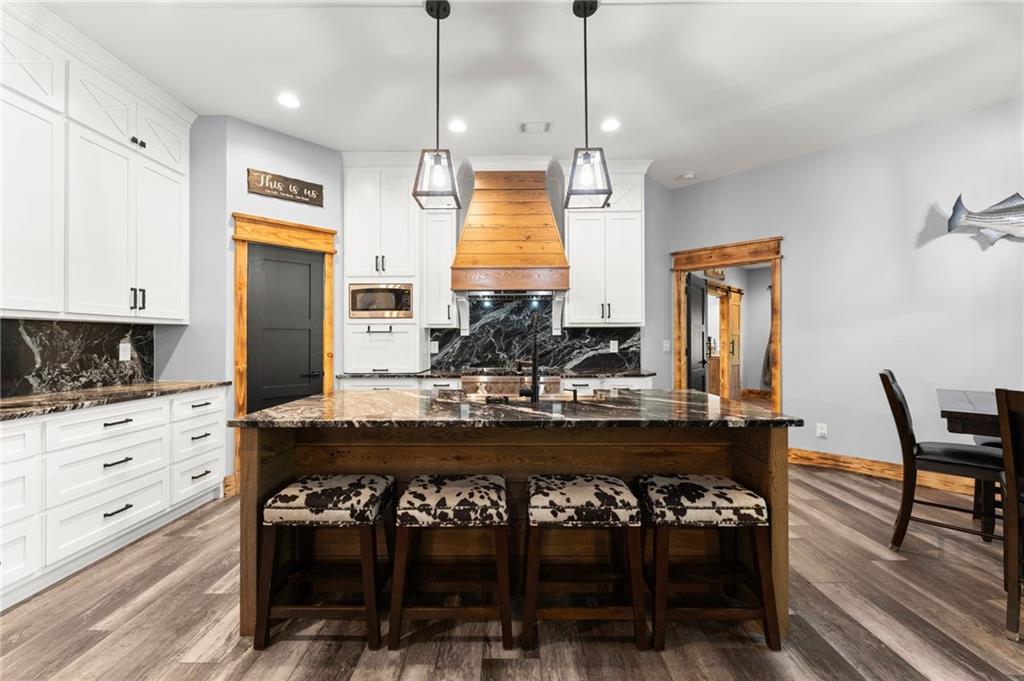 650 Old Steele Hollow