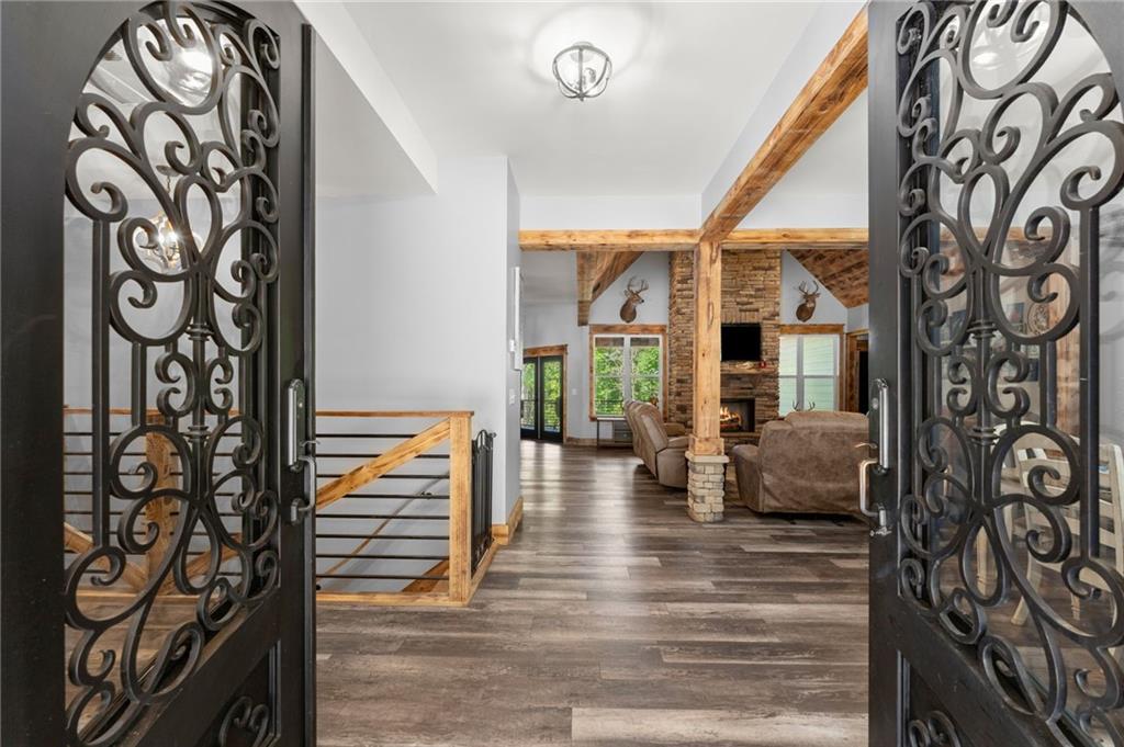 650 Old Steele Hollow