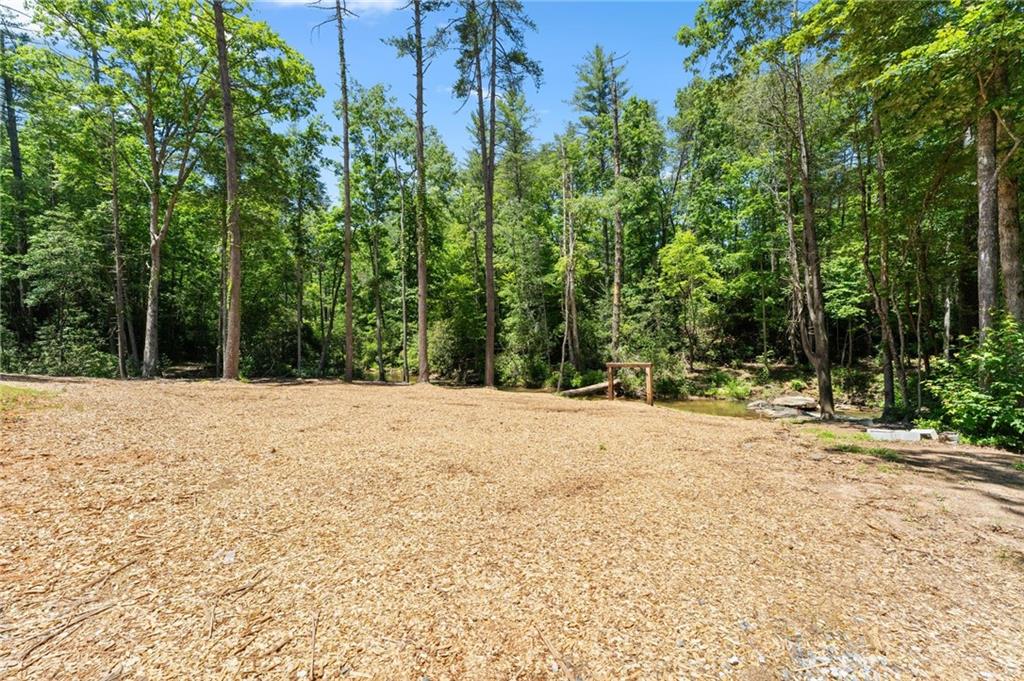 650 Old Steele Hollow