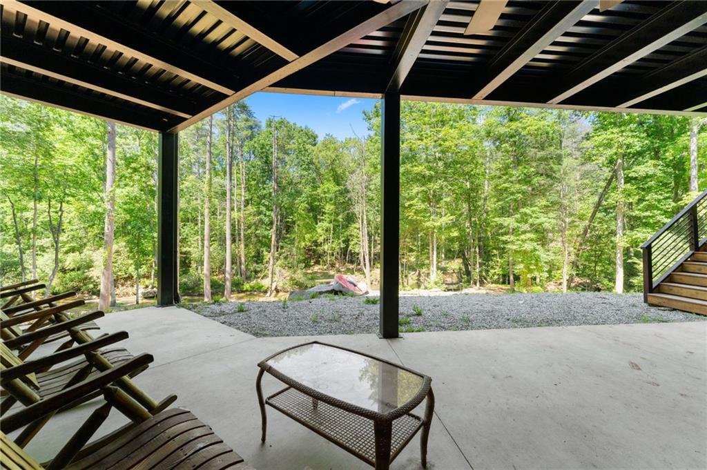 650 Old Steele Hollow