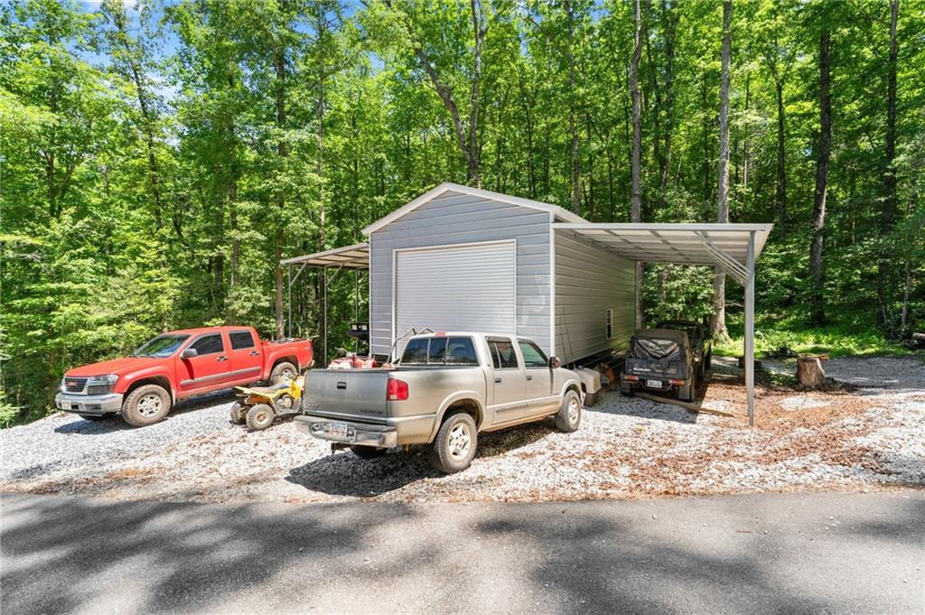 650 Old Steele Hollow