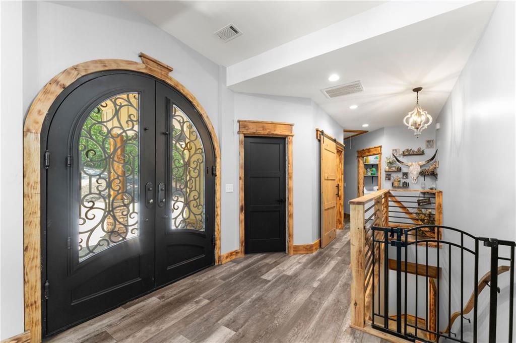 650 Old Steele Hollow