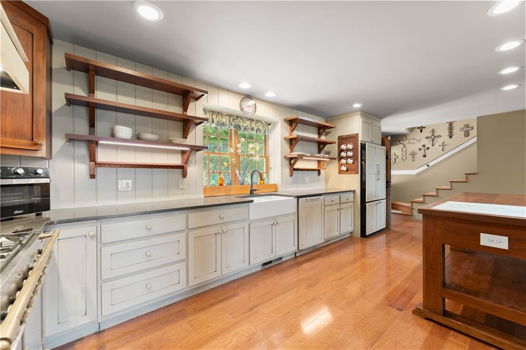 110 Yonah View