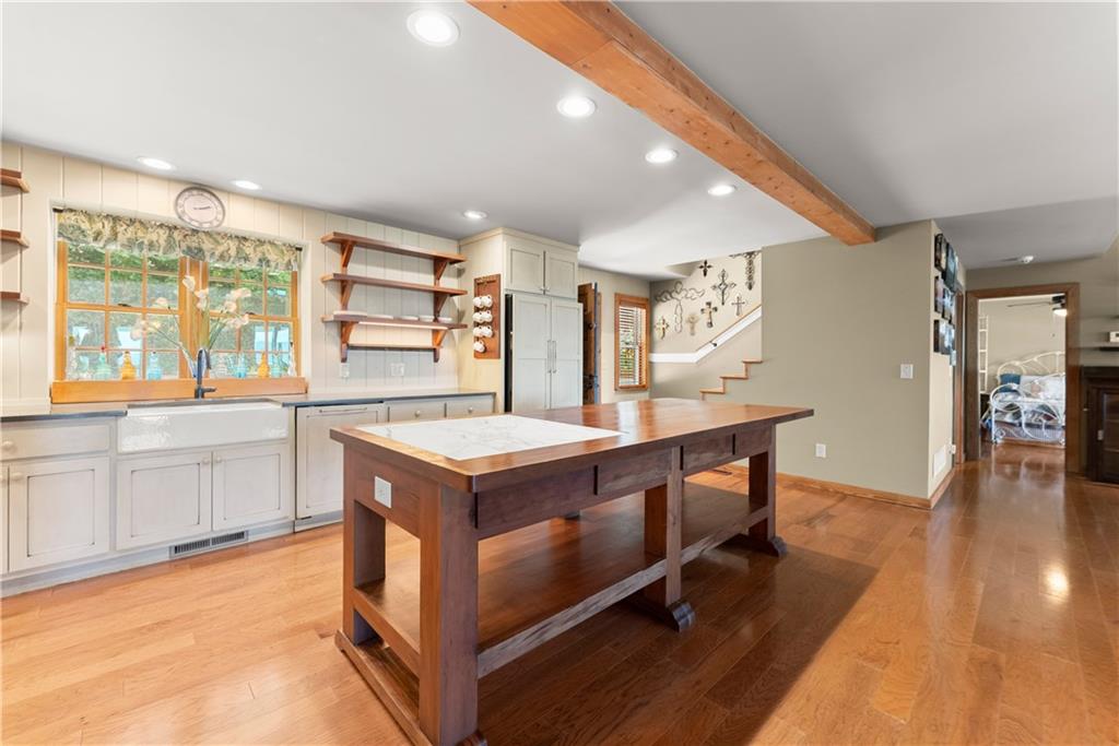 110 Yonah View