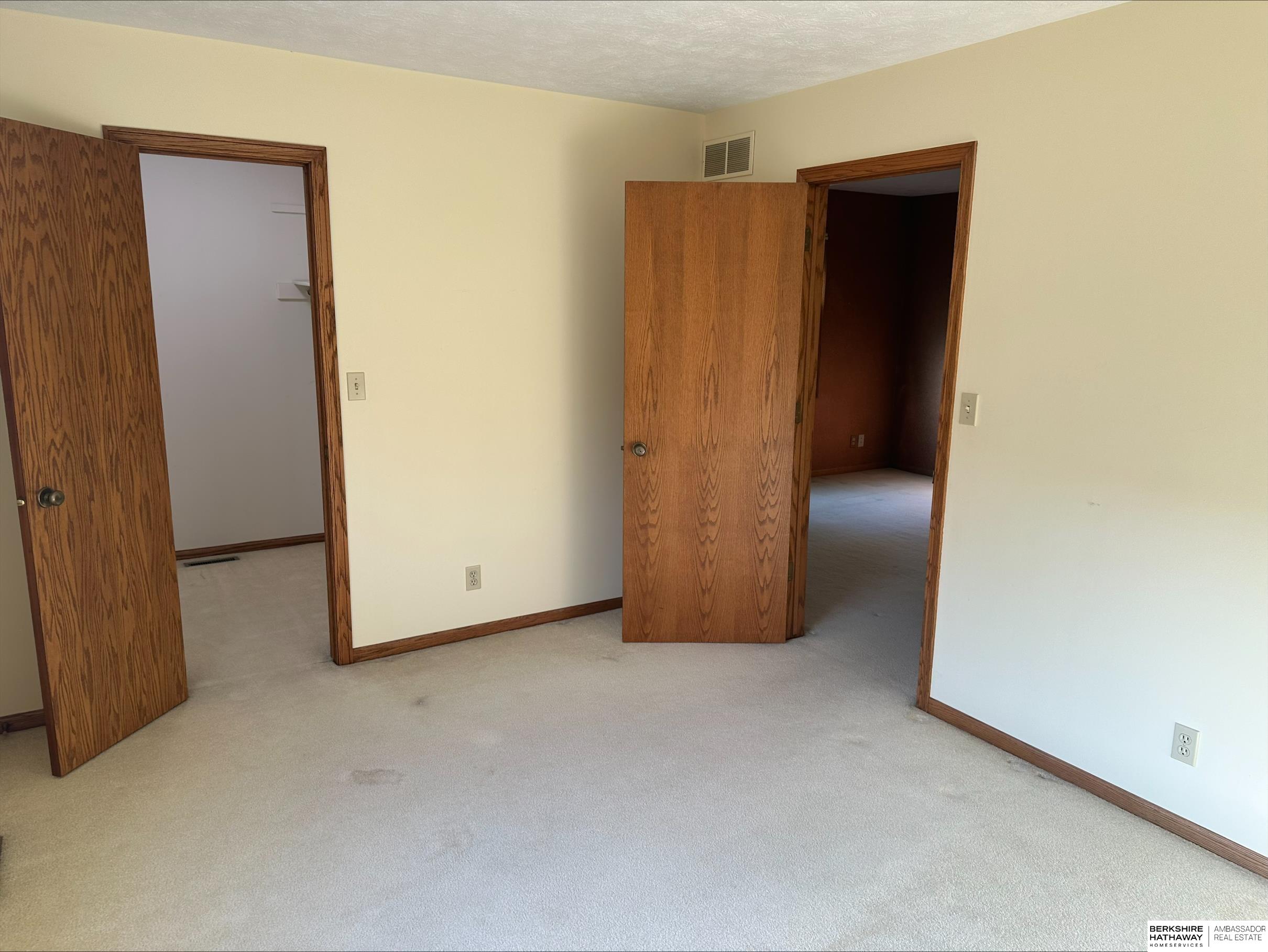 6833 Summerset Court