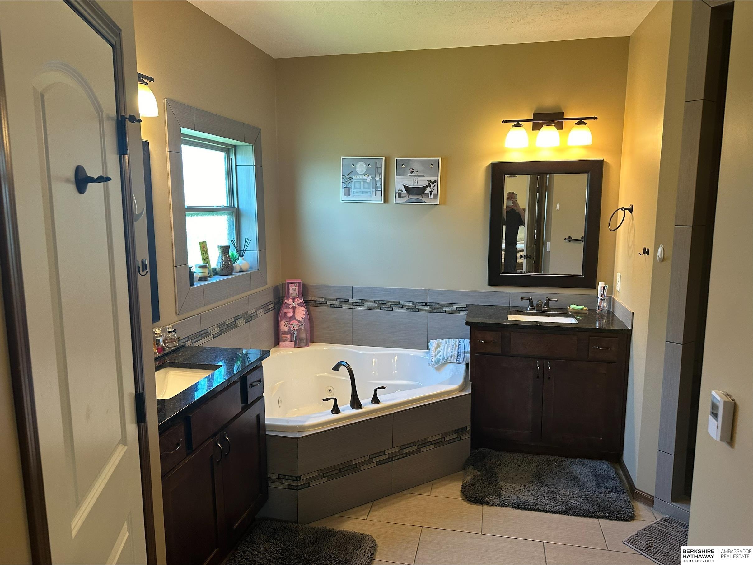 2963 Ridgegate Drive