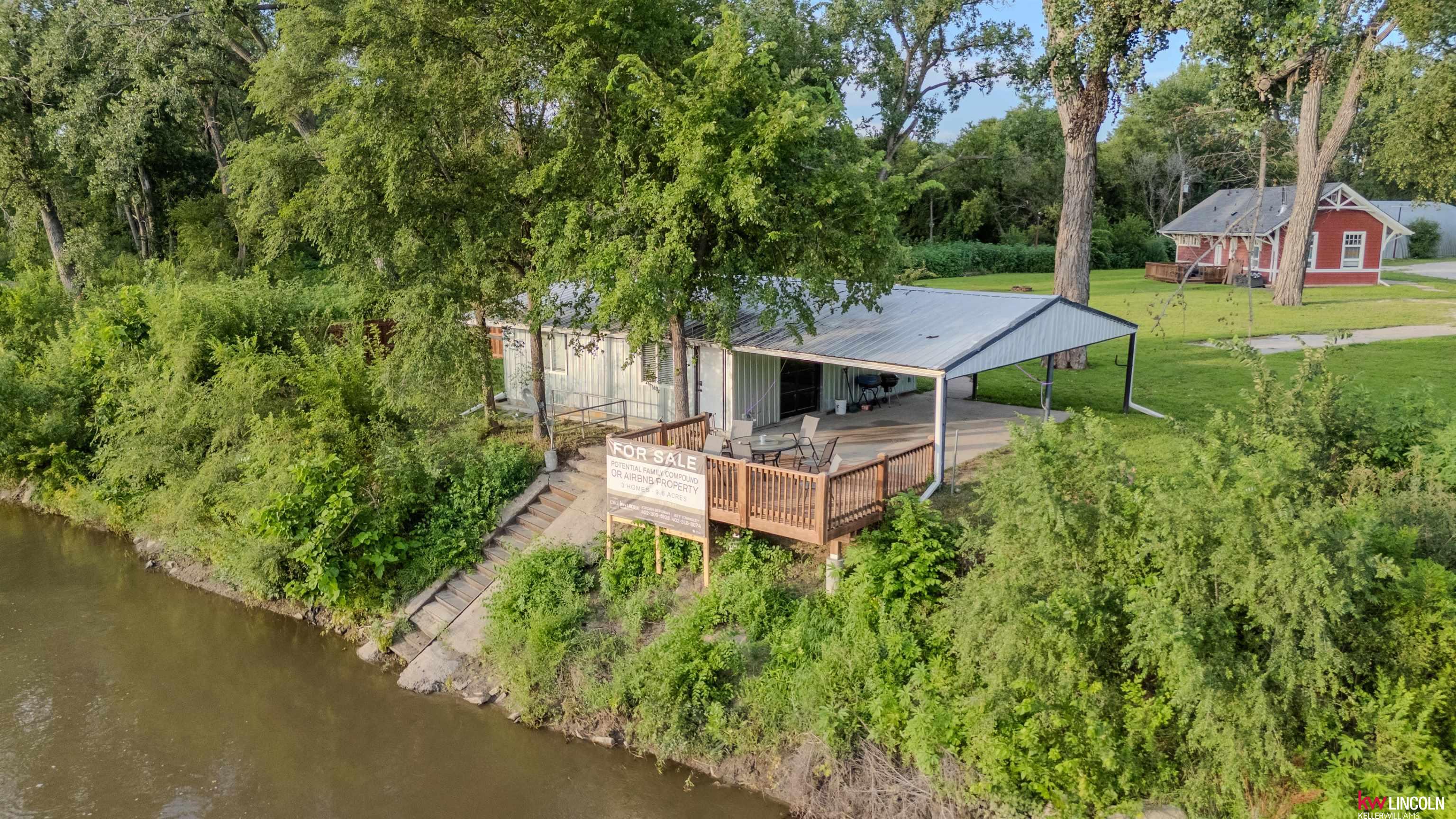 1850 N 228 Plaza