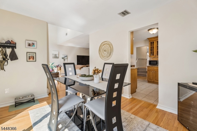 61 Hickory Hill Ct