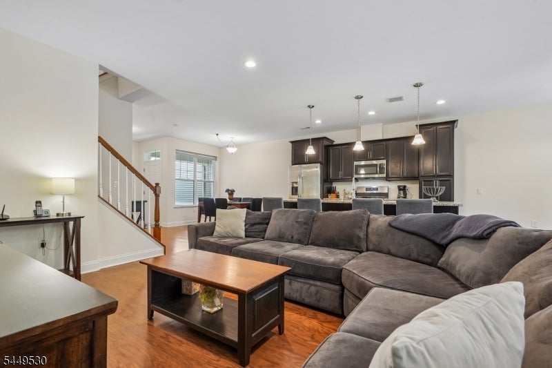 66 Lupine Ln