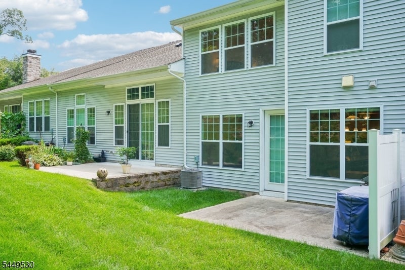 66 Lupine Ln