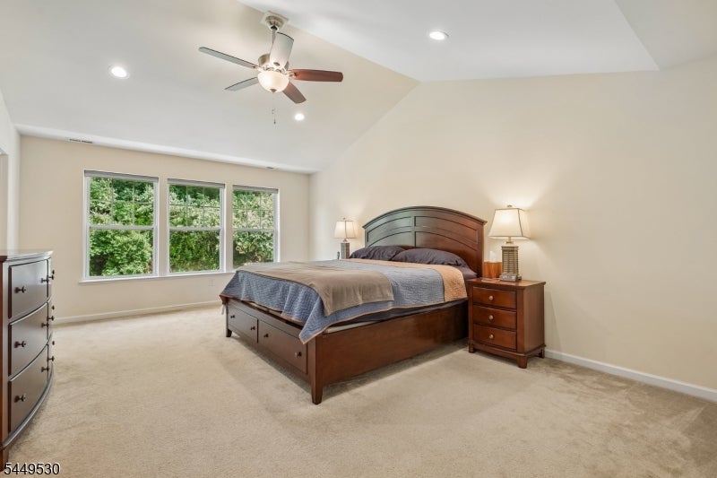 66 Lupine Ln