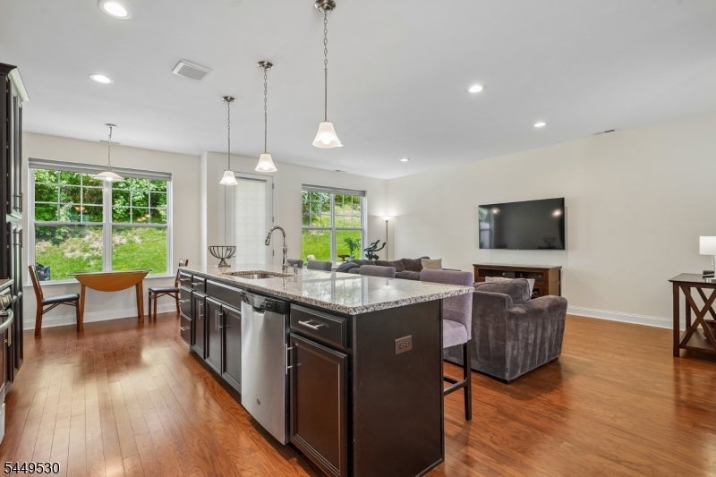 66 Lupine Ln