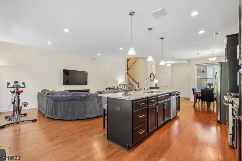 66 Lupine Ln