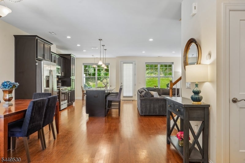 66 Lupine Ln