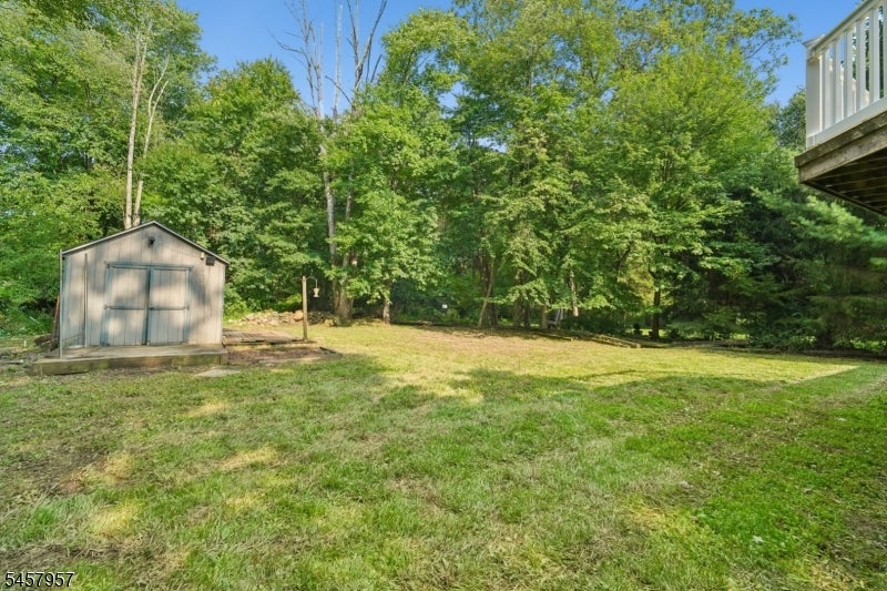 41 Paula Dr