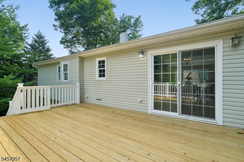 41 Paula Dr