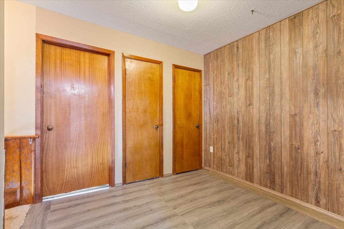 423 Oakview Circle