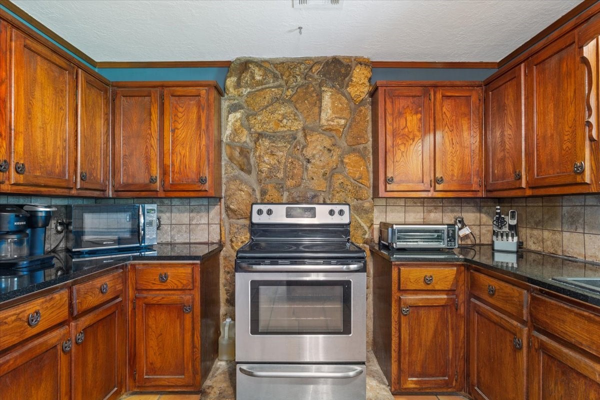 423 Oakview Circle