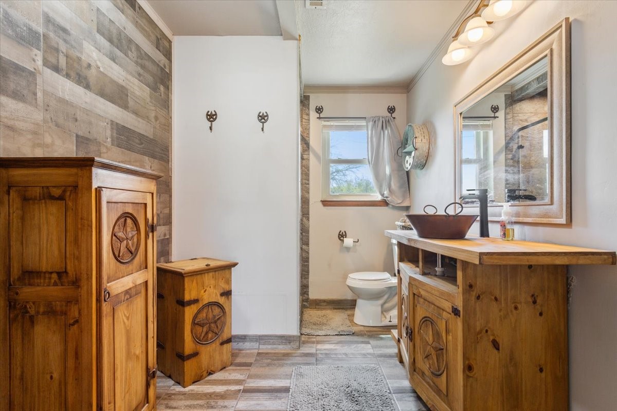 423 Oakview Circle