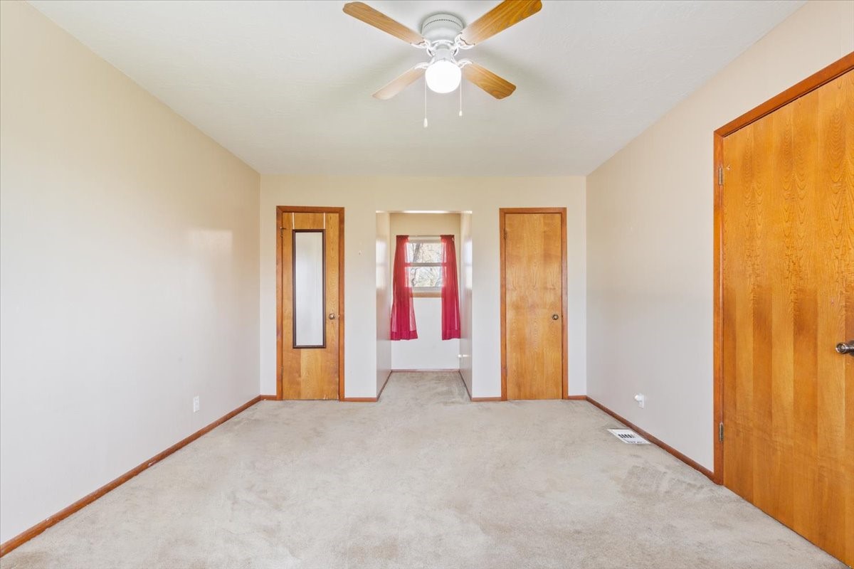 423 Oakview Circle