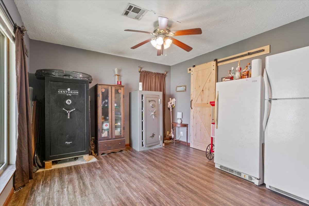 423 Oakview Circle