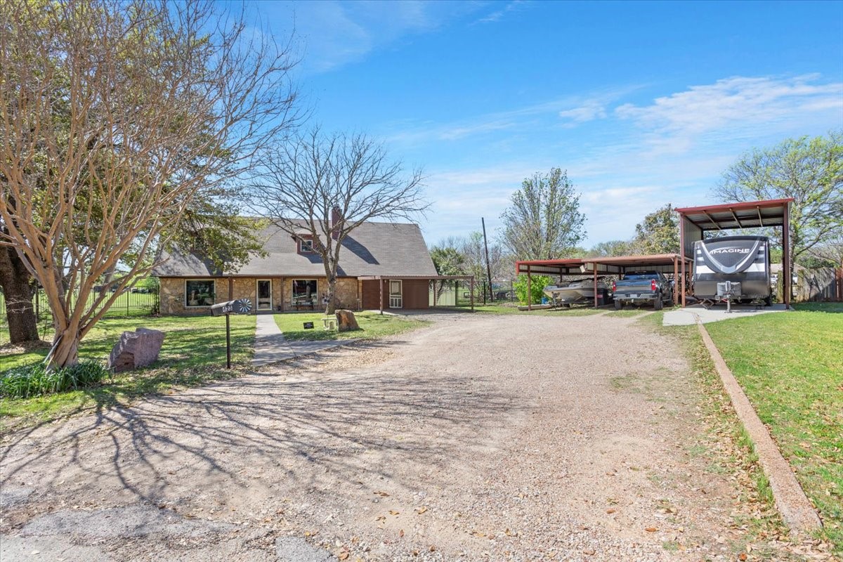 423 Oakview Circle
