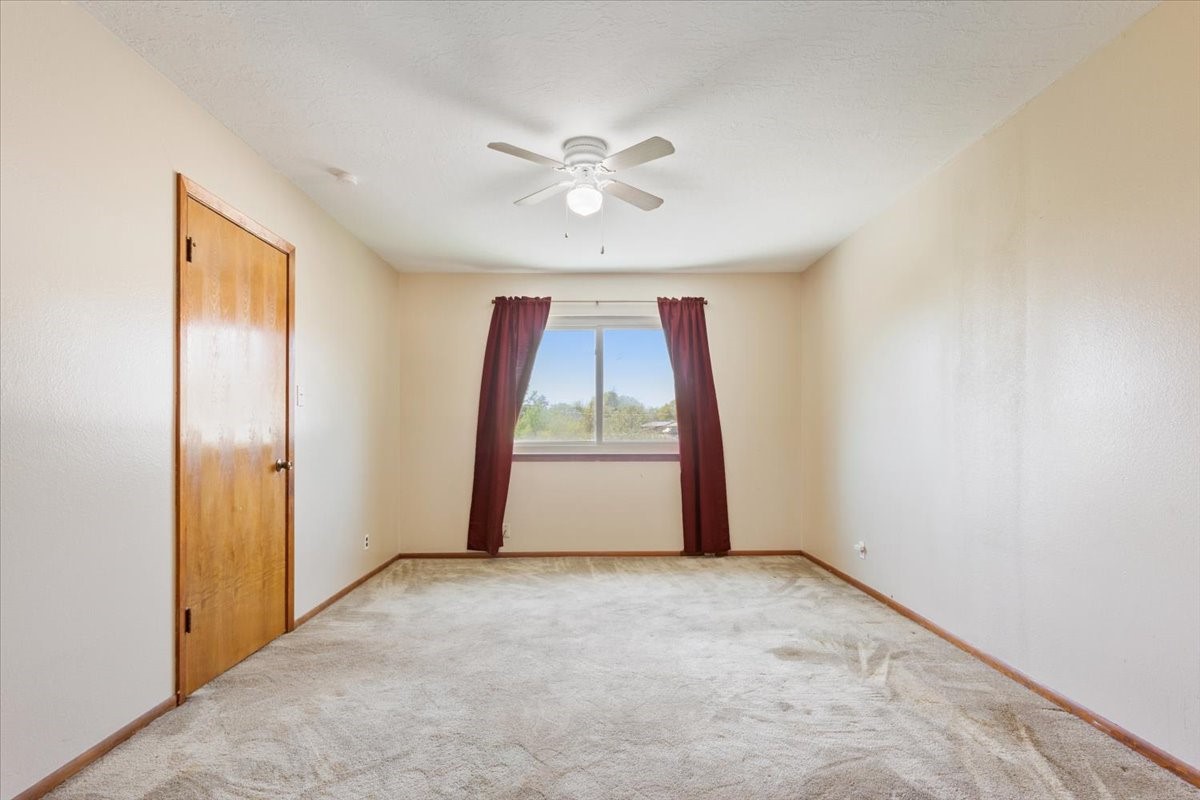 423 Oakview Circle