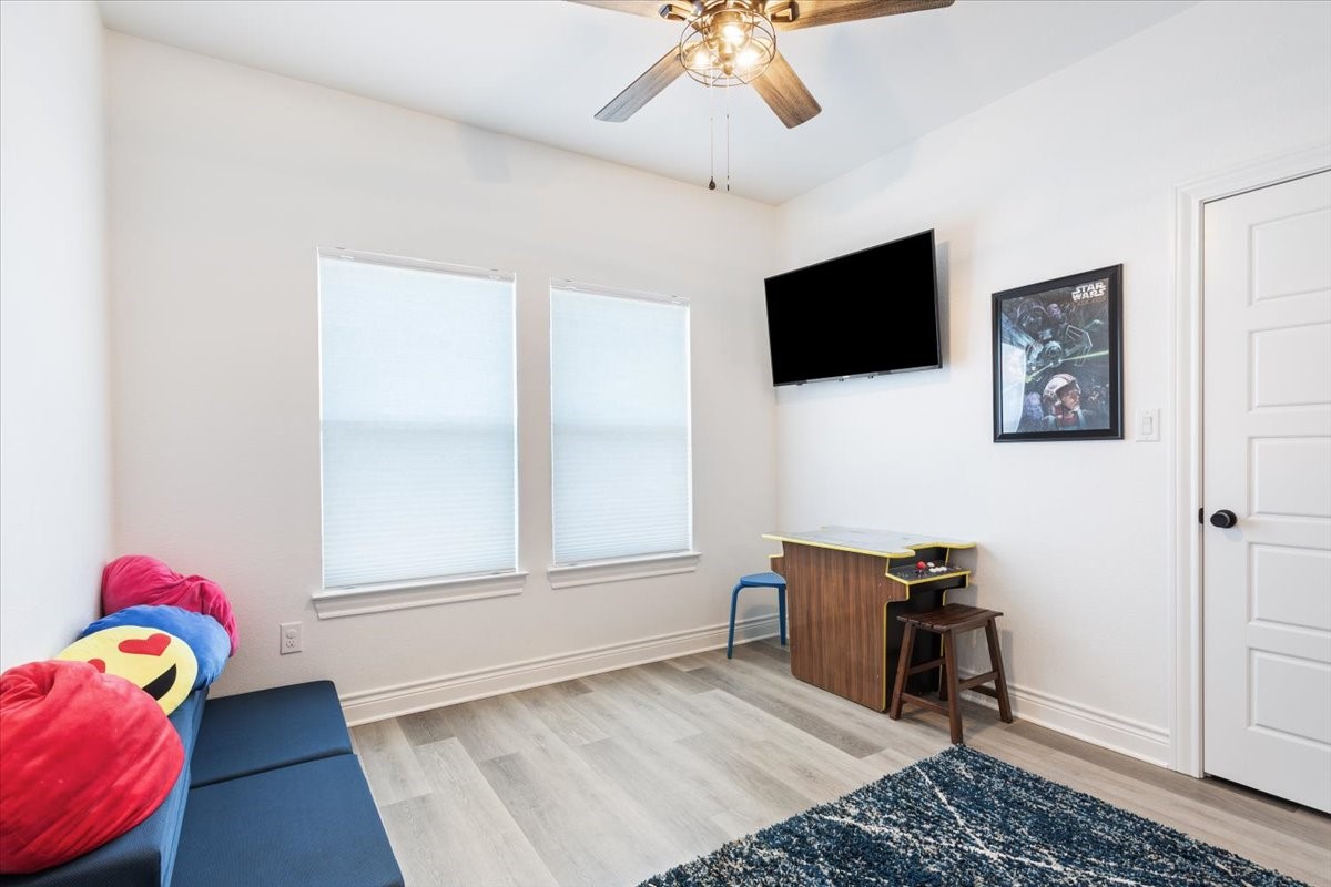 10116 T Bury Lane