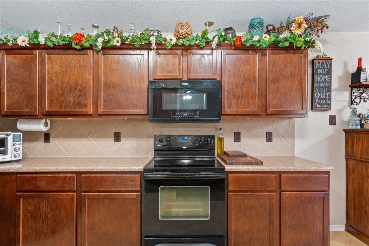 10116 Iron Horse Trail