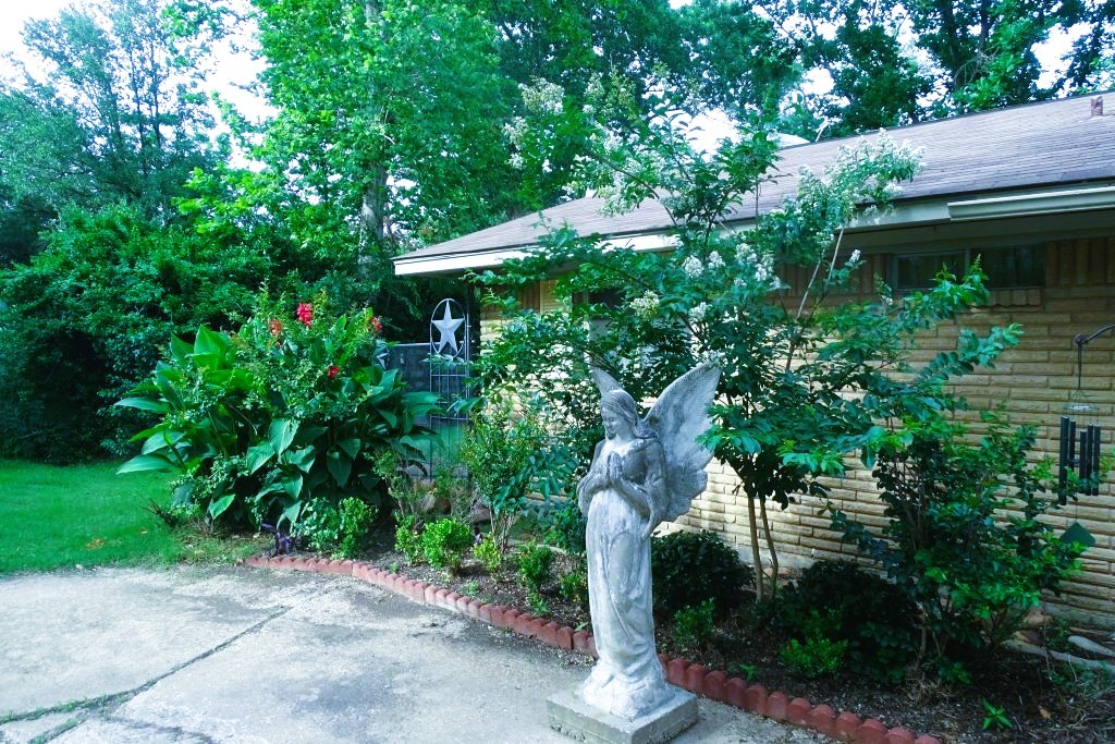 411 Brookwood Drive