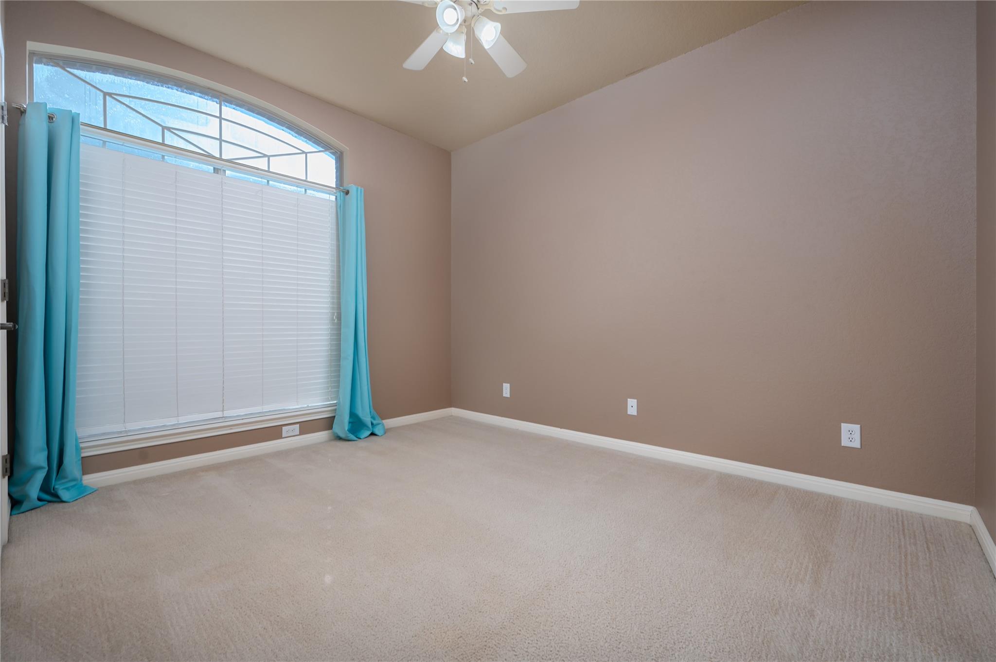 455 Rose Blossom LOOP, La Vernia