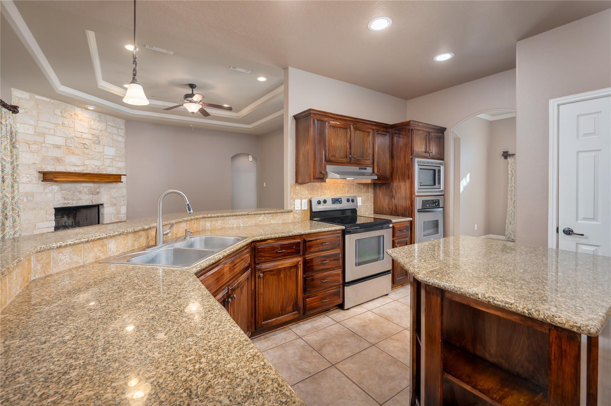 455 Rose Blossom LOOP, La Vernia